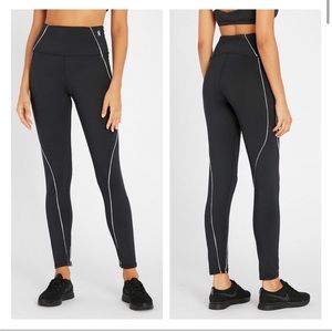 Brand New Good American Electric Feel workout leggings size 1 (S)